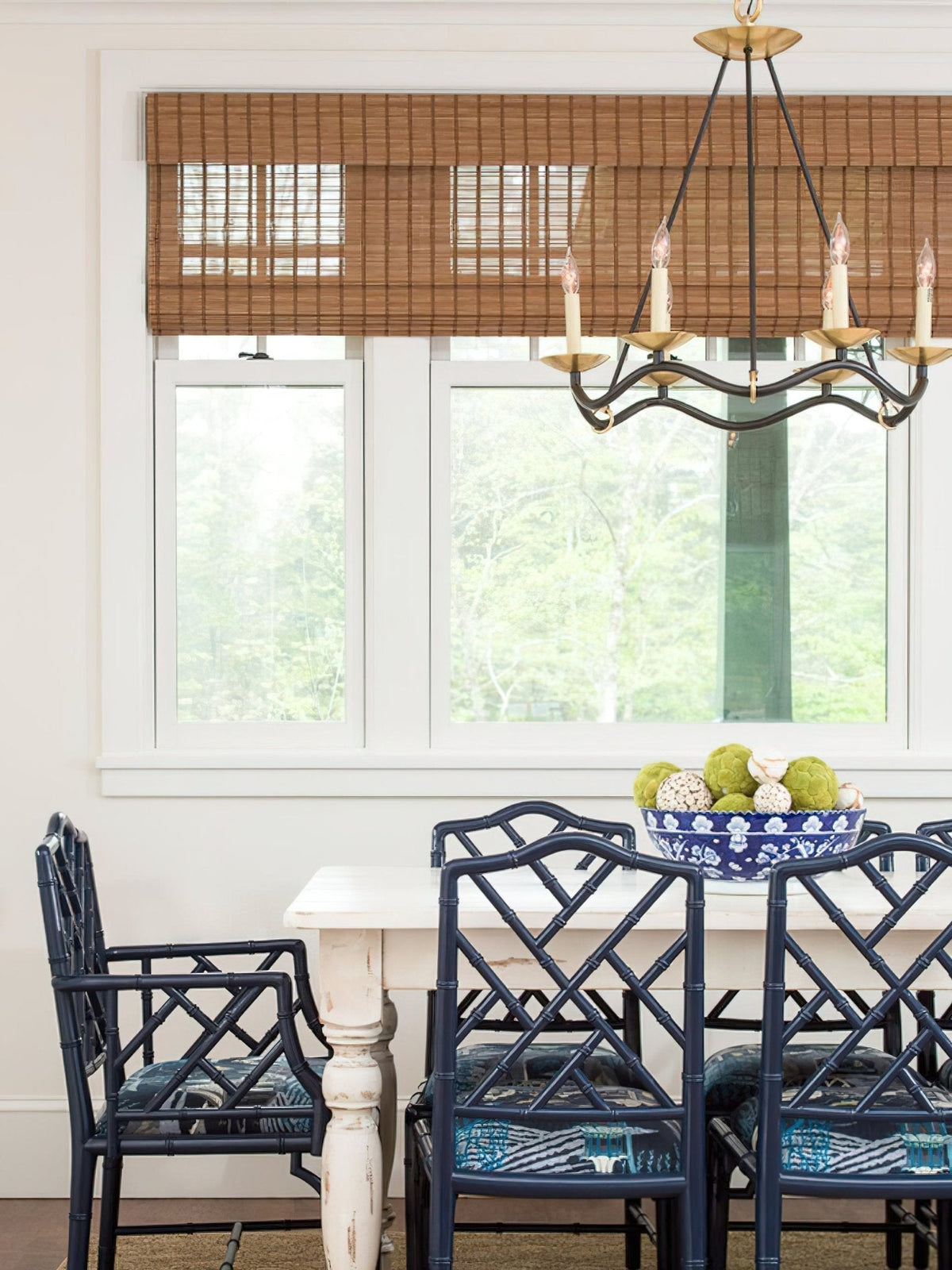 Evenor Elegance Vintage Brass Chandelier