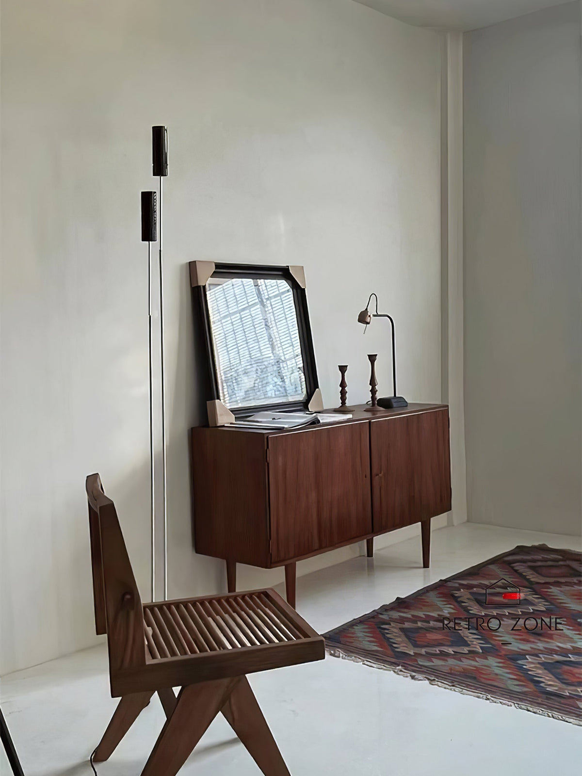Telum Minimalist Black Floor Lamp