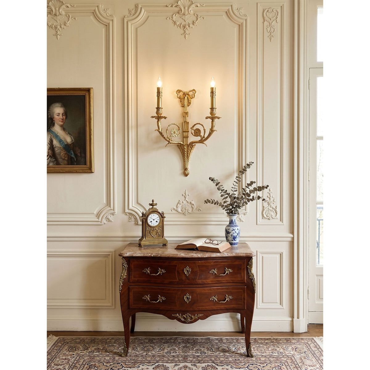 Lysavelle Sconce
