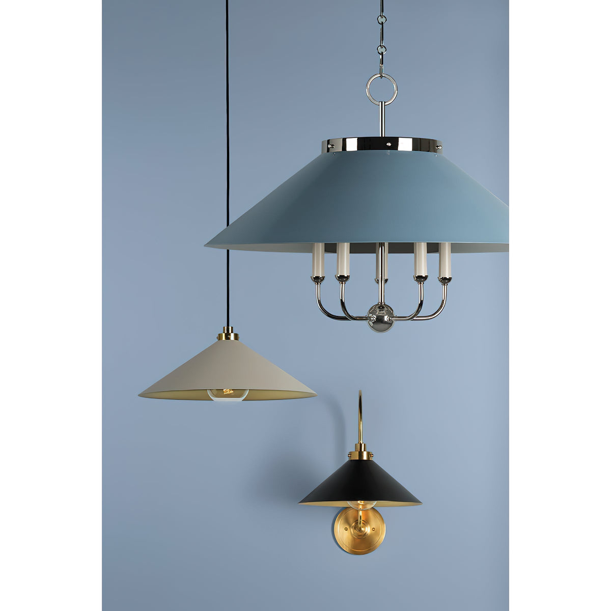 Soliaria Brass Wall Lamp