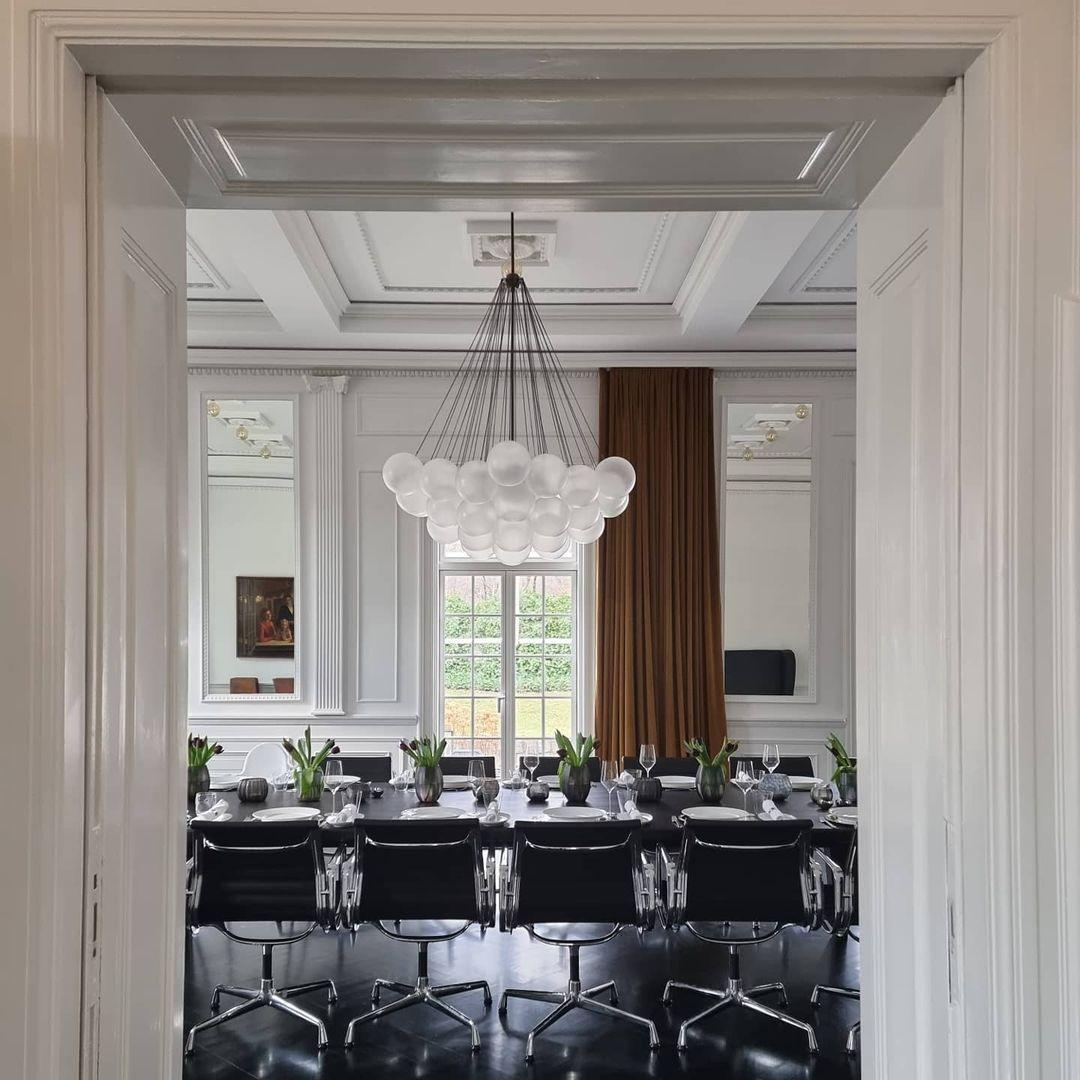 Eiririra Chandelier Bubble Frosted Glass