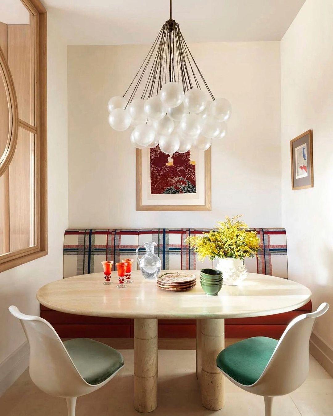 Eiririra Chandelier Bubble Frosted Glass