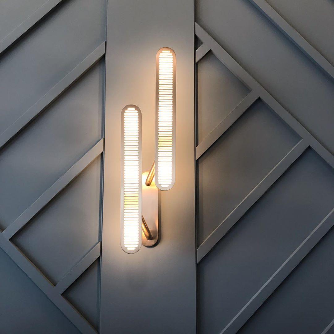 Oriararia Wall Lamp Brass Slotted Grill