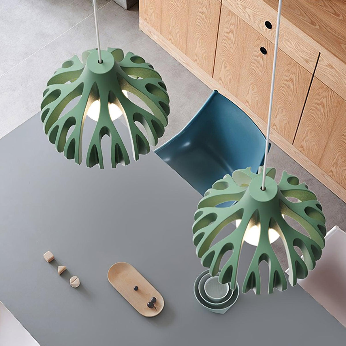 Valtu Coral Resin Pendant Lamp
