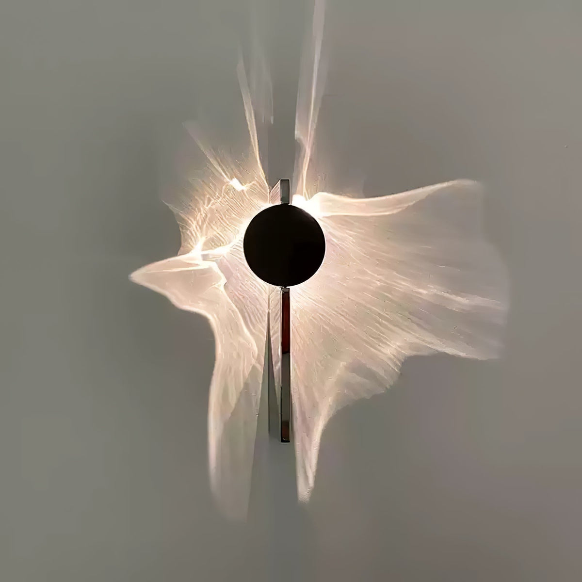 Wijo Kinetic Shadow Indoor Wall Light