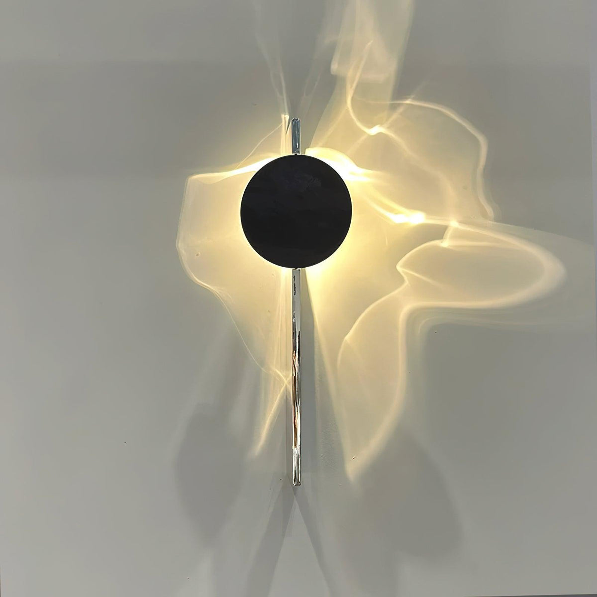 Wijo Kinetic Shadow Indoor Wall Light