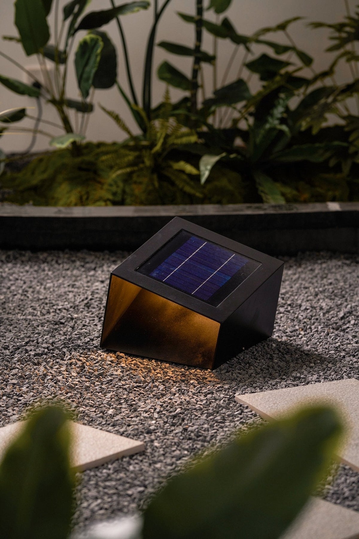 Evsore Unique Cube Garden Solar Outdoor Light
