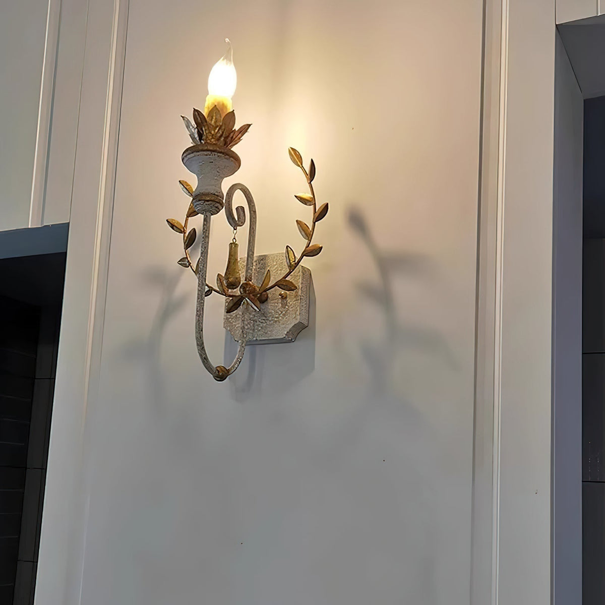 Opal Wooden Wall Lamp