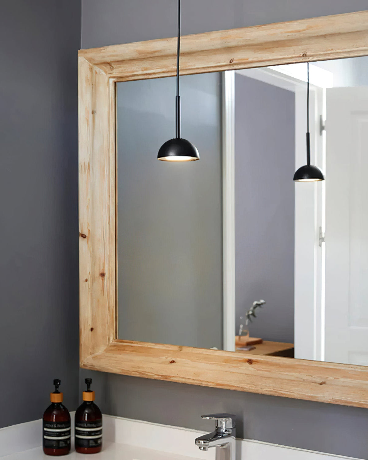 Easton Minimalist Pendant Light