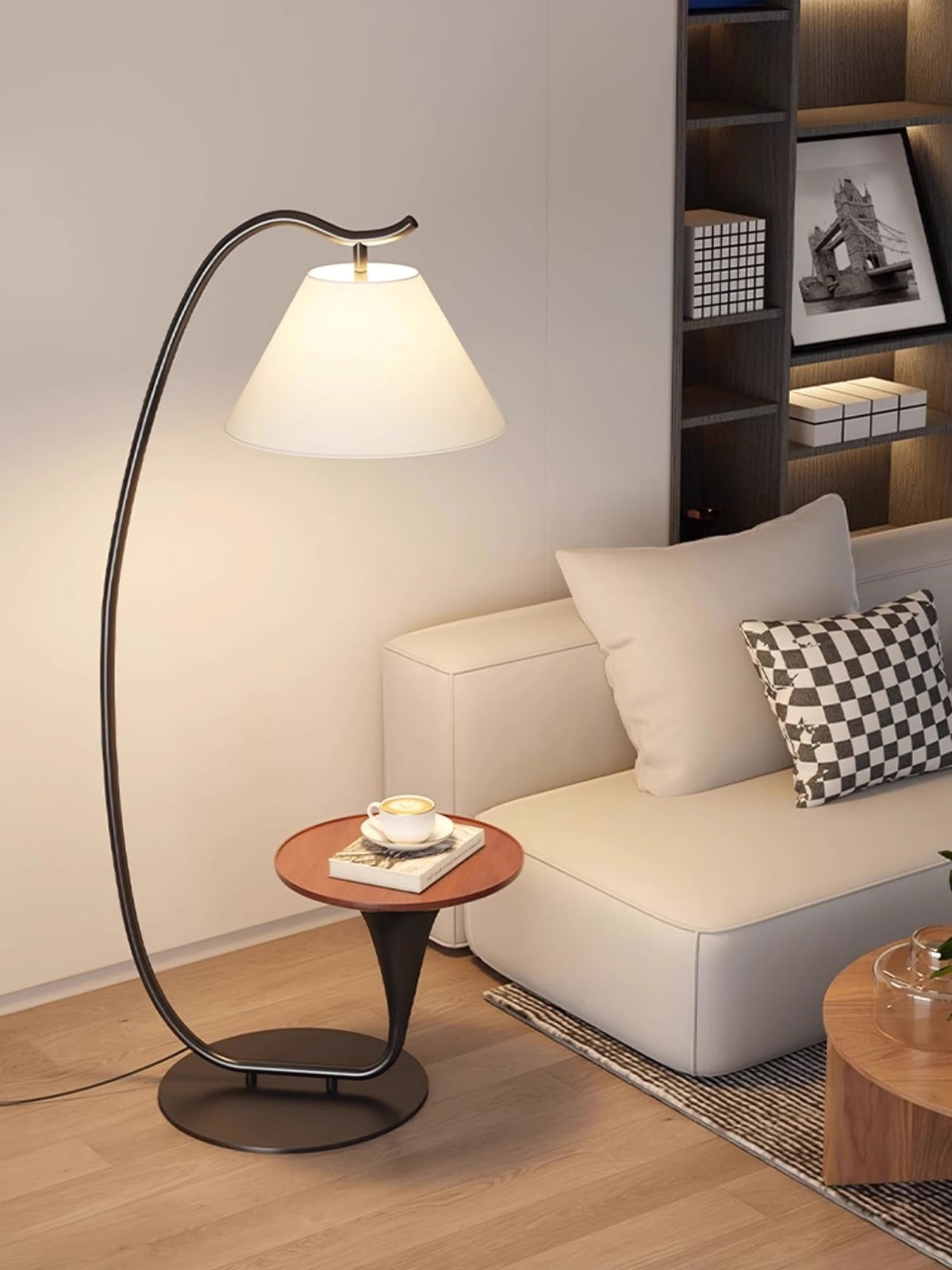Rivariella Modern Floor Lamp