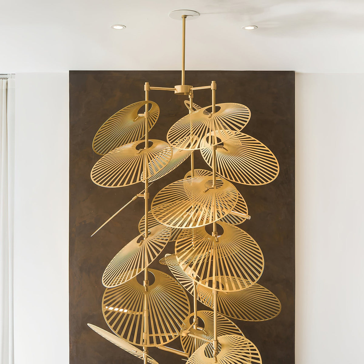 Odoraris Luxury Leaf Chandelier