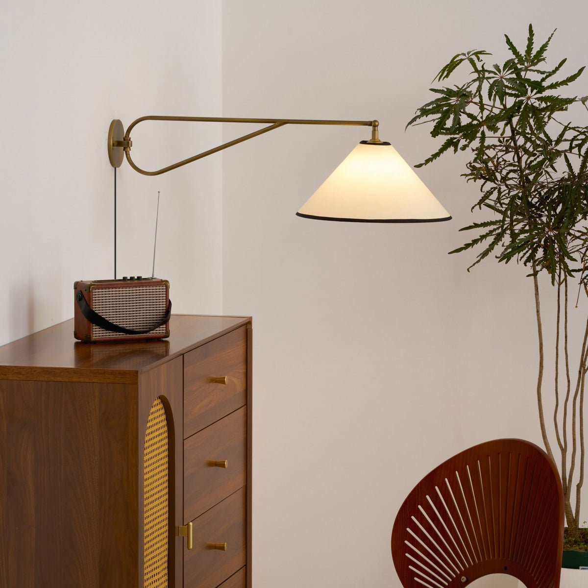 Renalaria Wall Lamp