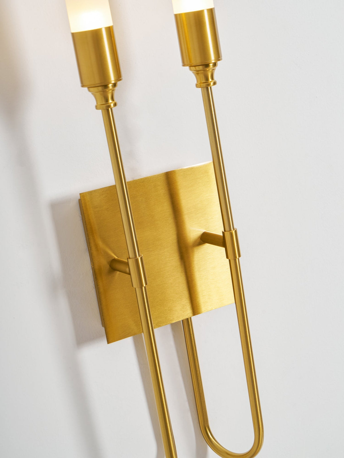 Pipia Double Arrow Indoor Wall Light