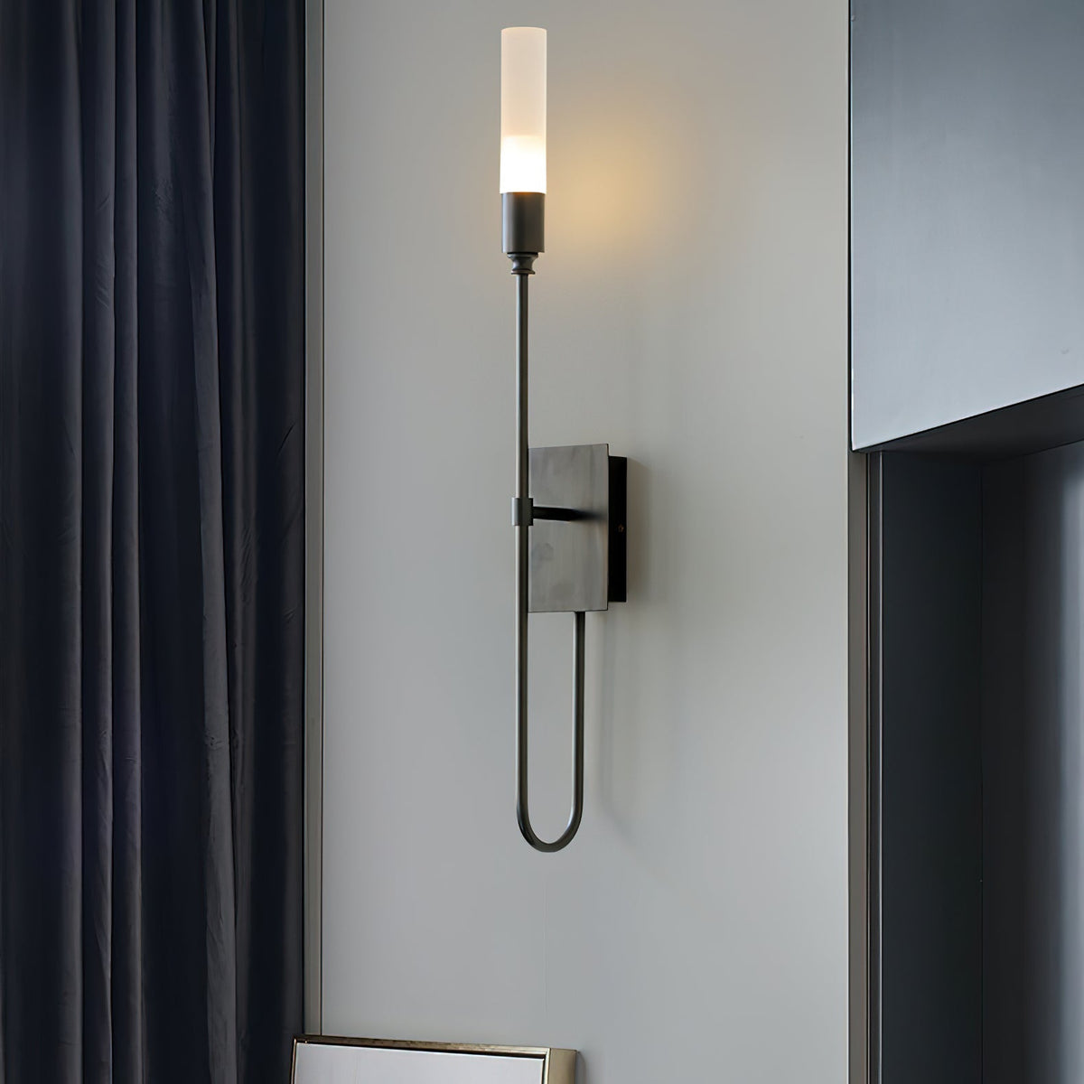 Pipia Double Arrow Indoor Wall Light