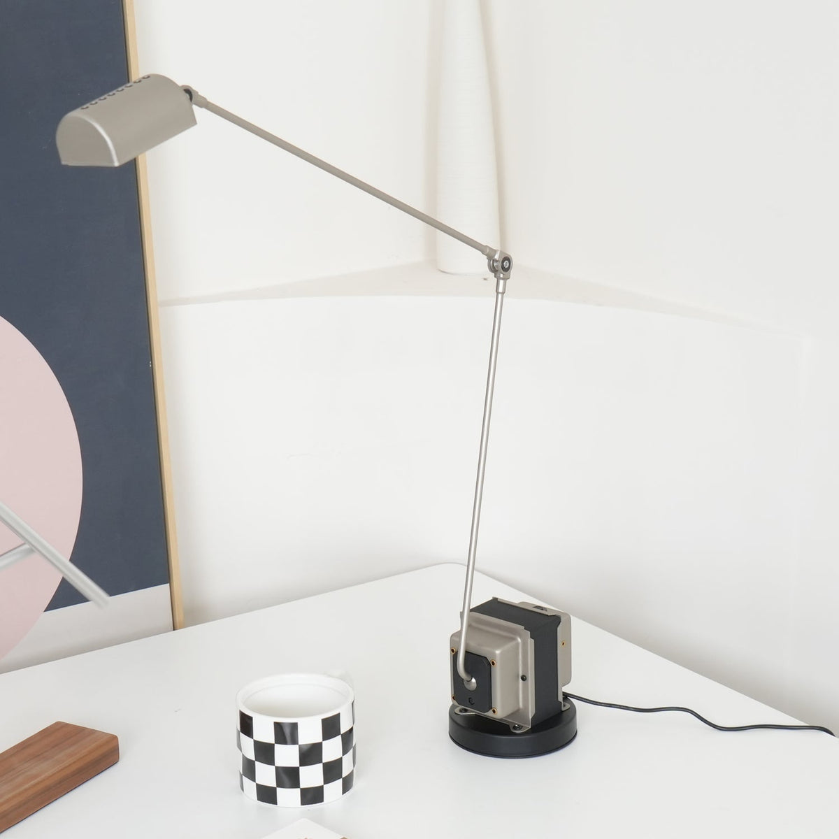 Orvyn Minimalist Table Lamp