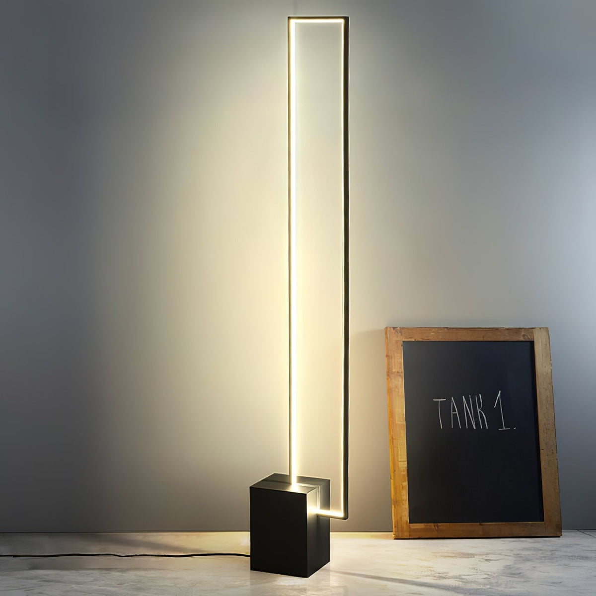 Keloza Aluminum Floor Lamp