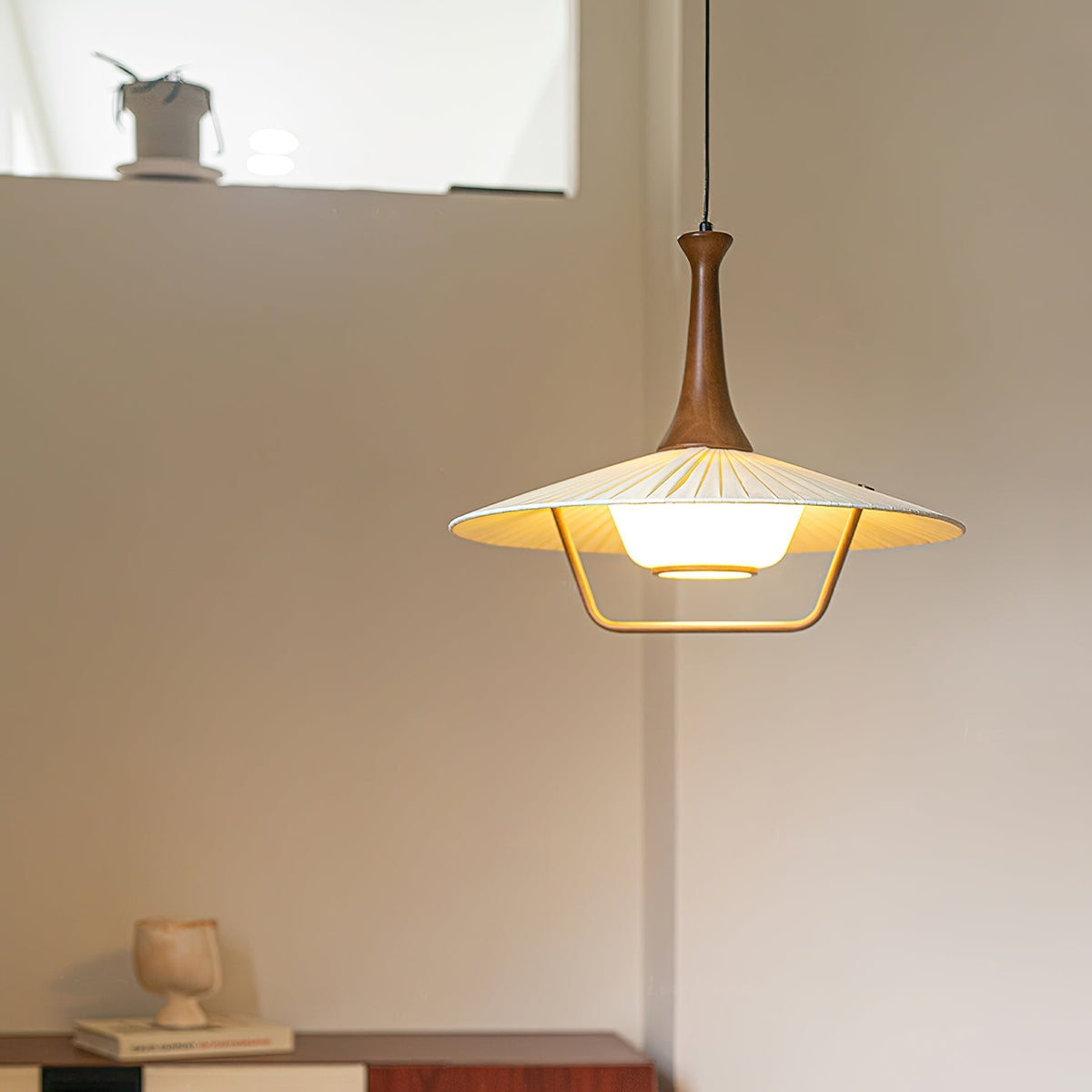 Mydorisra Traditional Classic Fabric Wood Pendant Lamp