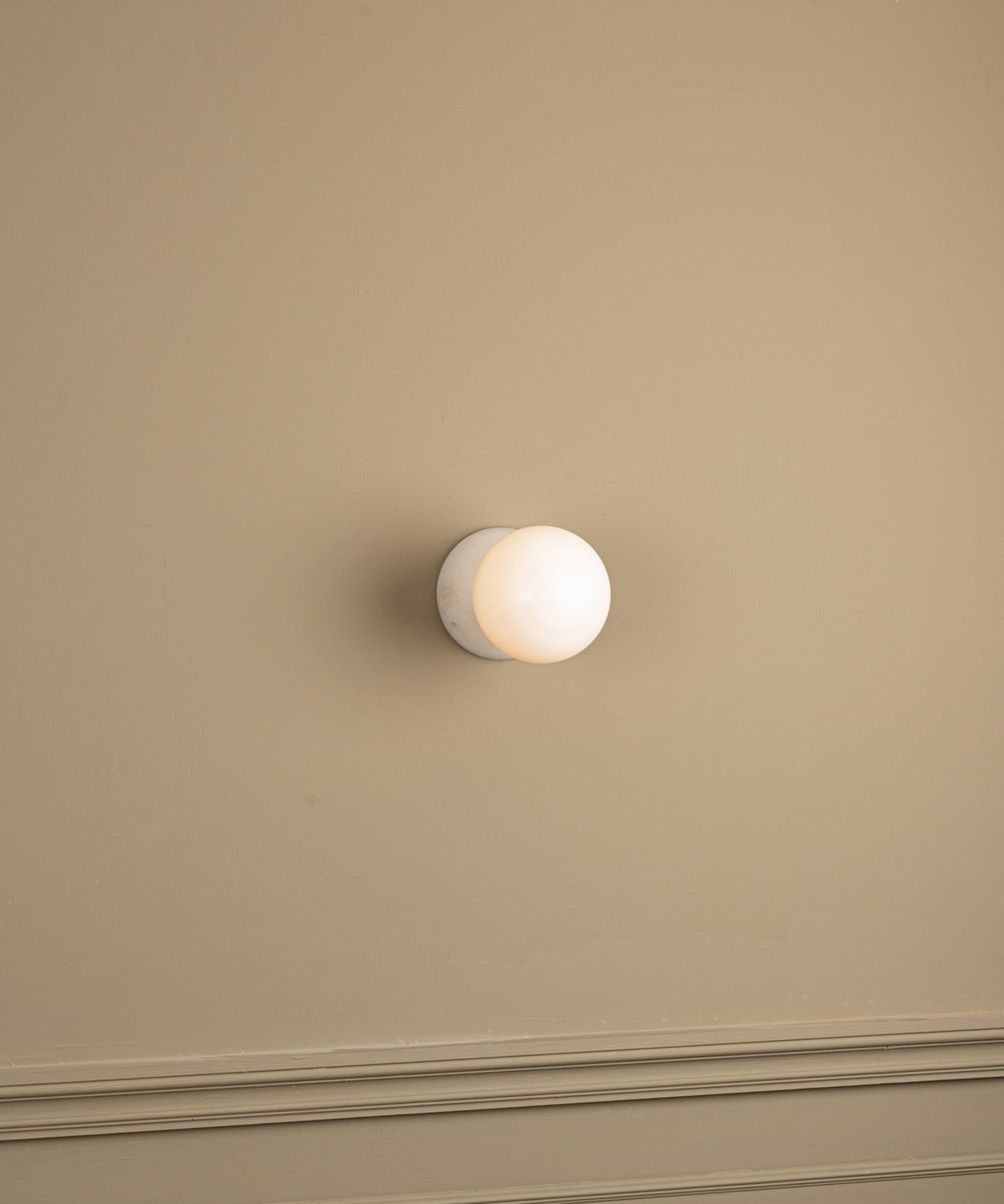 Verdant Wall Lamp