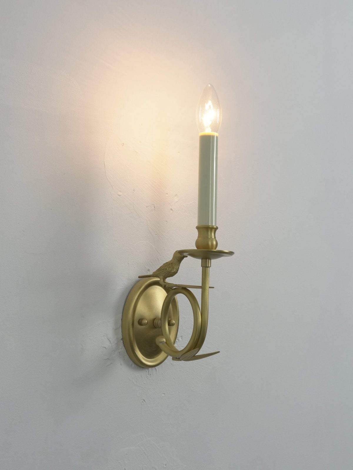Jexdo Brass Elegant Wall Lamp
