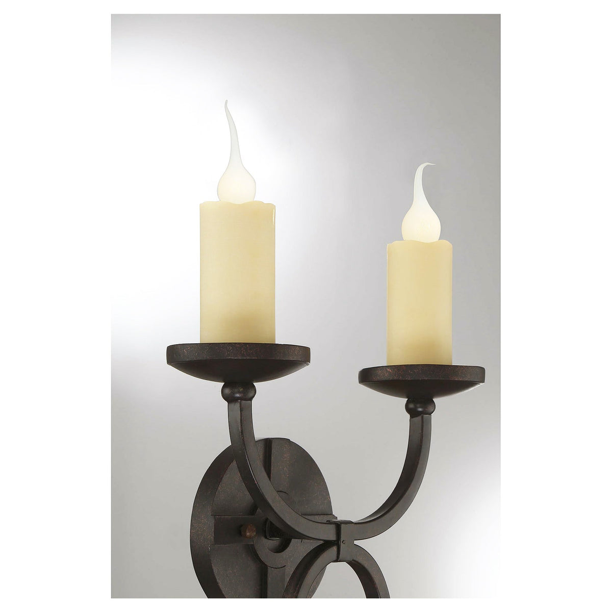 Calaniella Wall Lamp