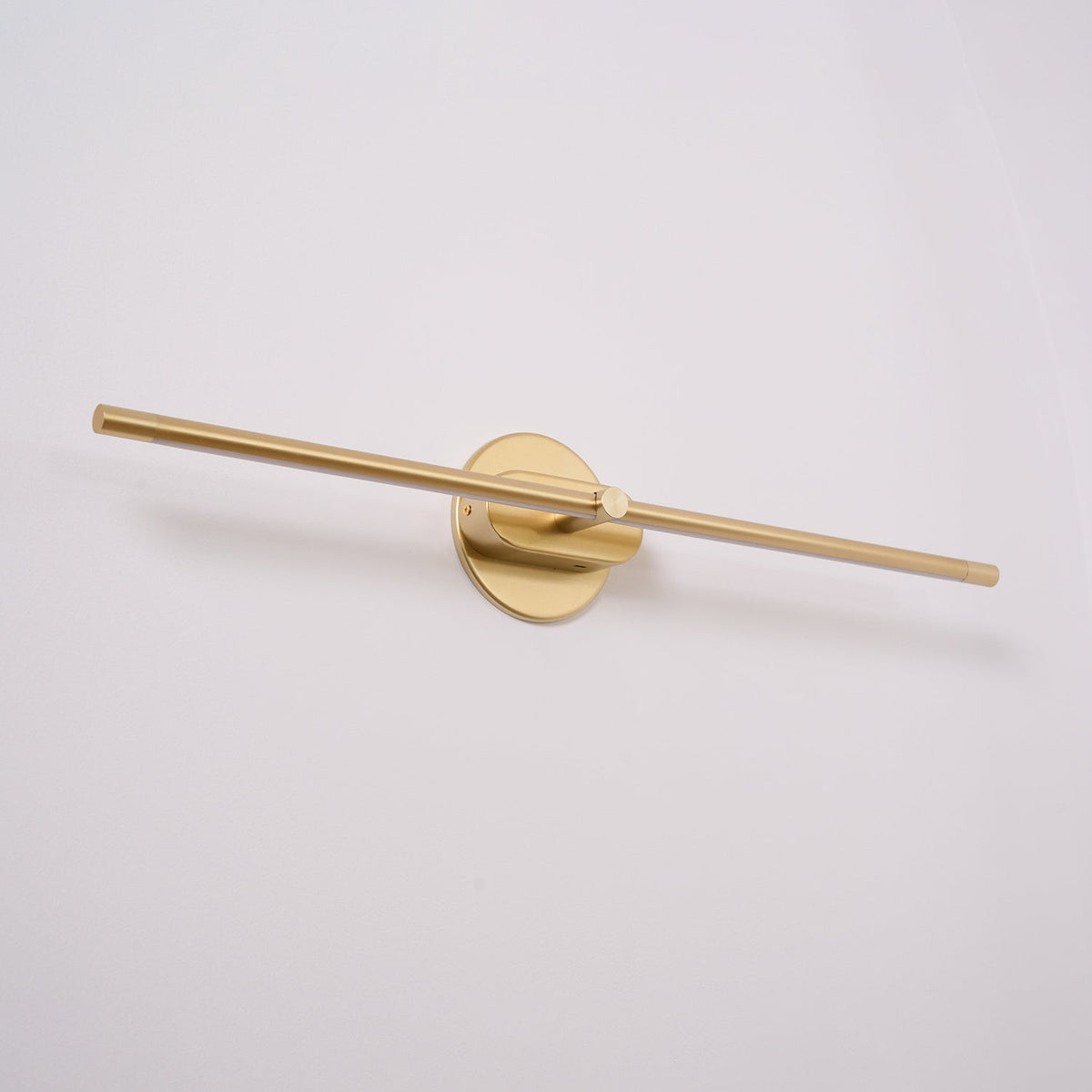 Xaiya Linear Rechargeable Indoor Wall Light