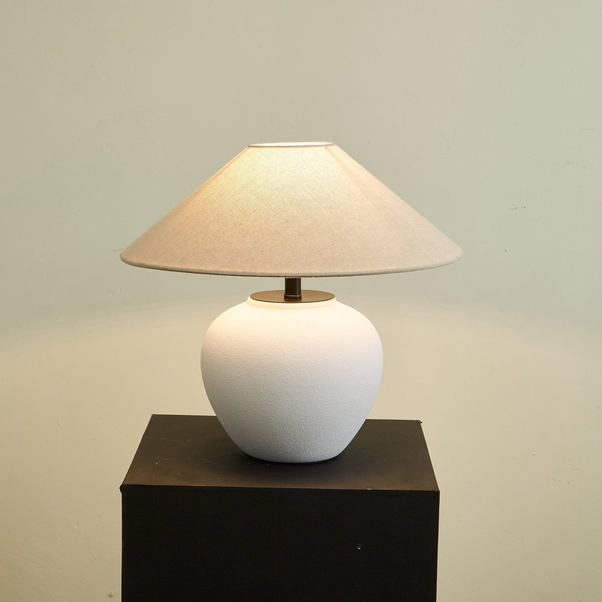 Alba Elegant Ceramic Table Lamp