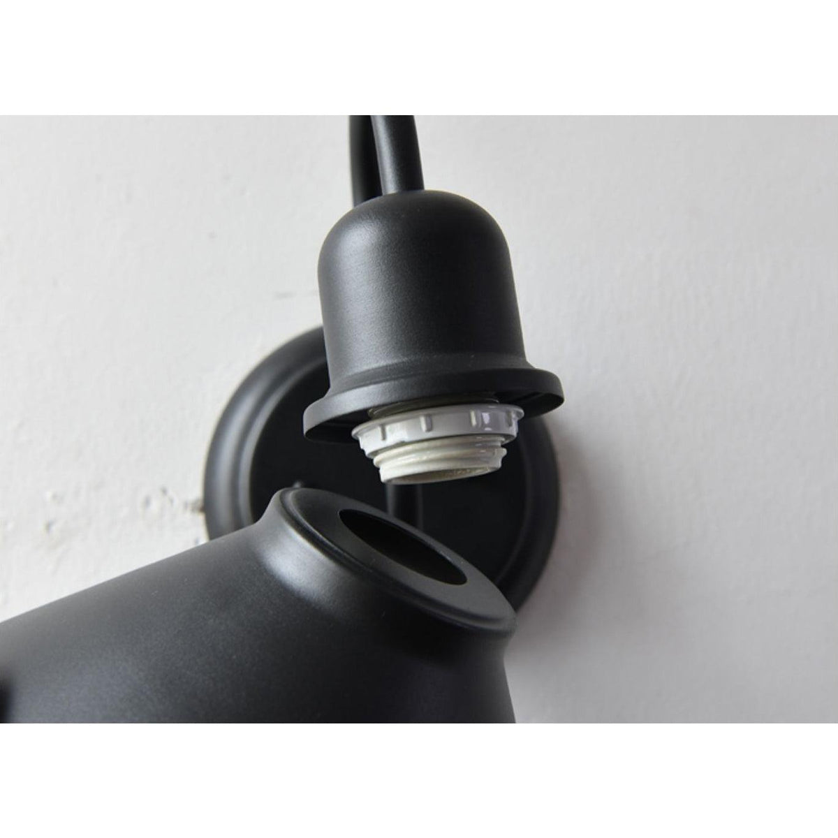 Elion Vintage Cone-shaped Ourdoor Wall Lamp