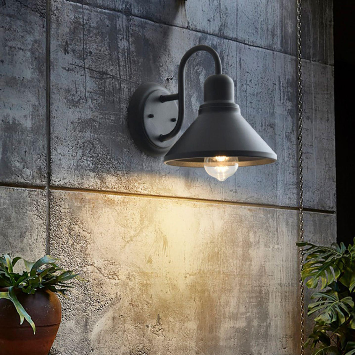 Elion Vintage Cone-shaped Ourdoor Wall Lamp