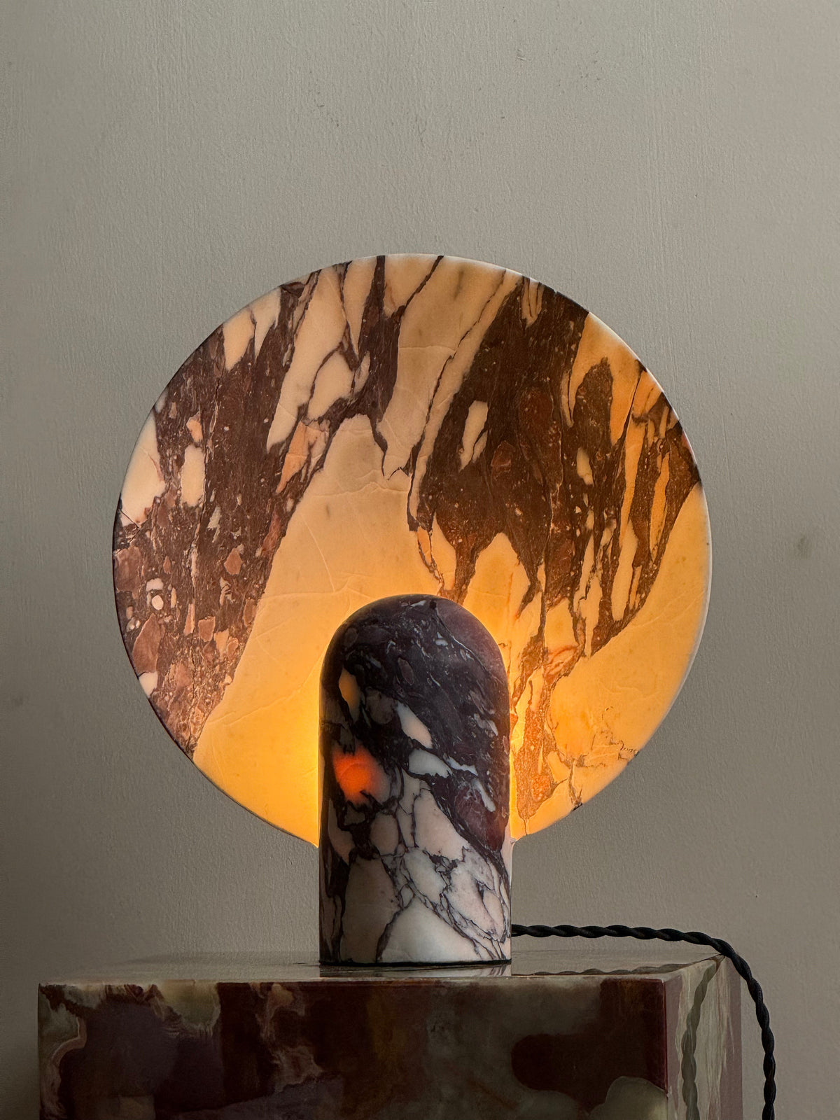 Ravellia Table Lamp