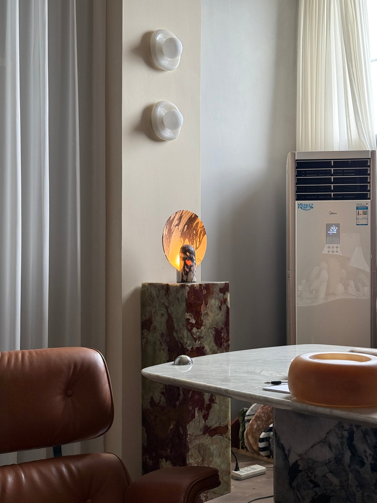Ravellia Table Lamp