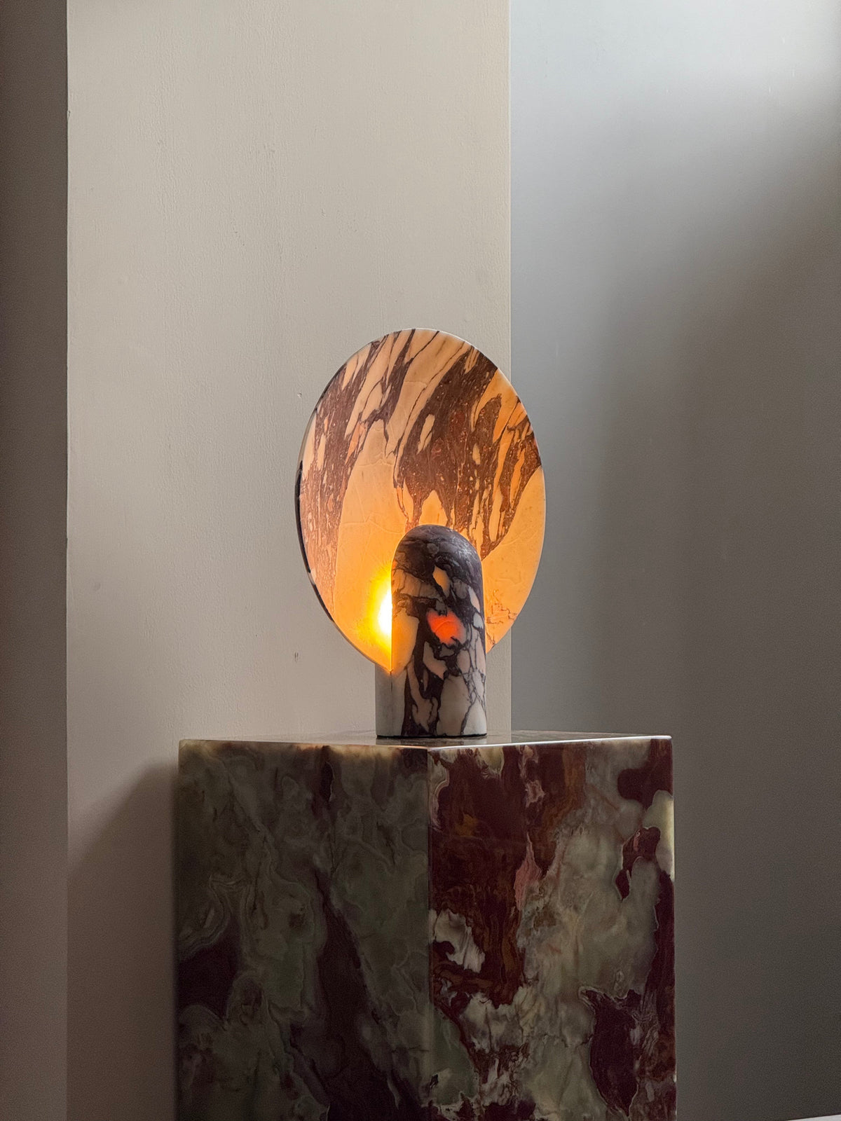 Ravellia Table Lamp