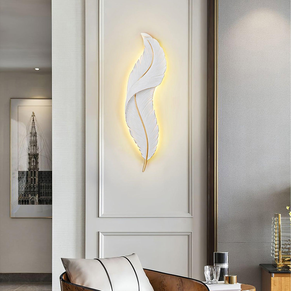 Arvess Individual Creativity Feather Resin Wall Lamp