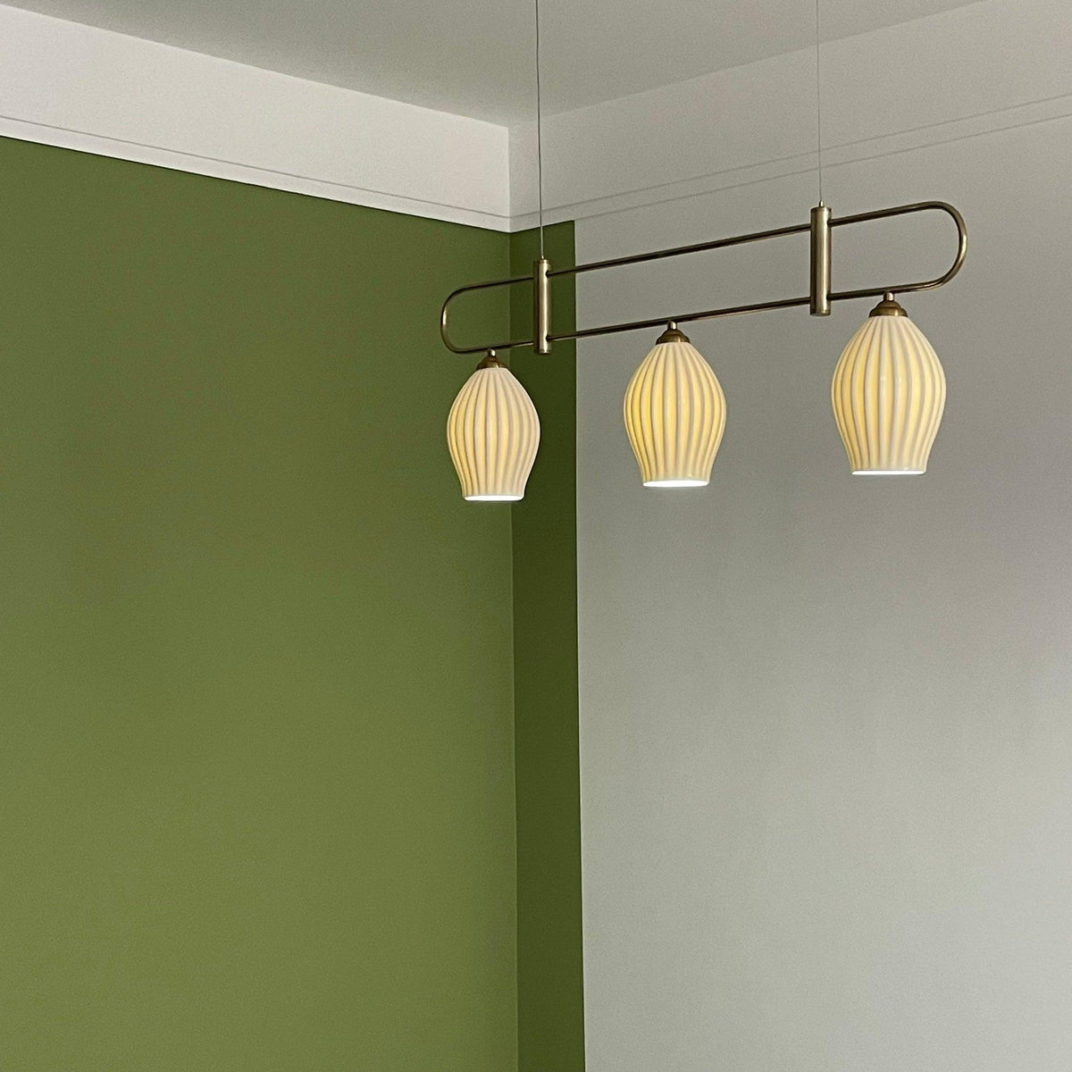 Arlirir Modern Minimalist Art Ceramic Pendant Light