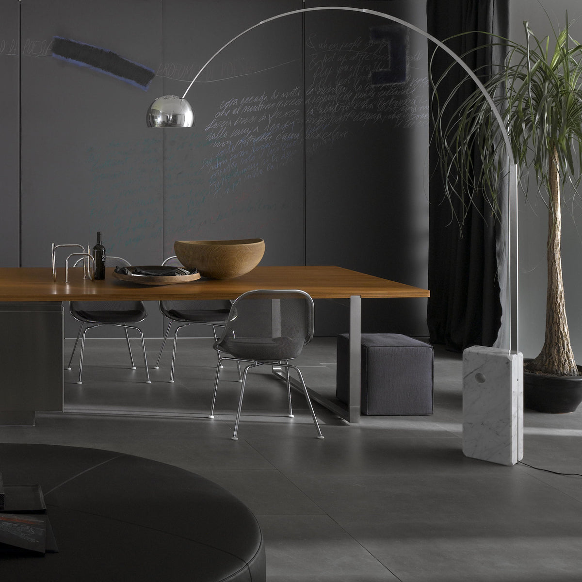 Viraelielle Floor Lamp