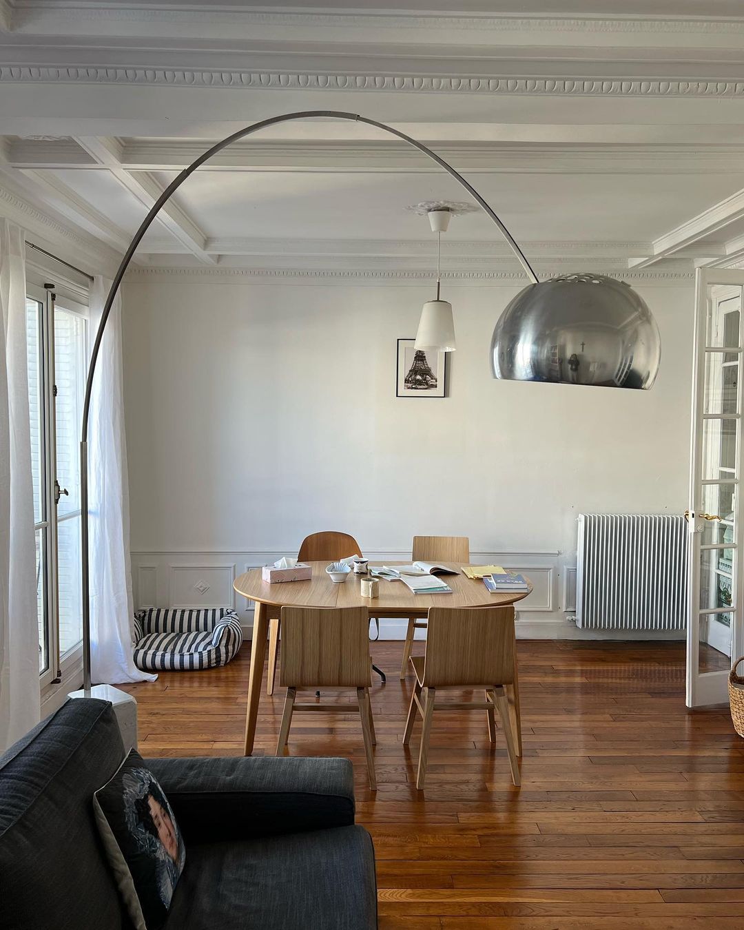 Viraelielle Floor Lamp