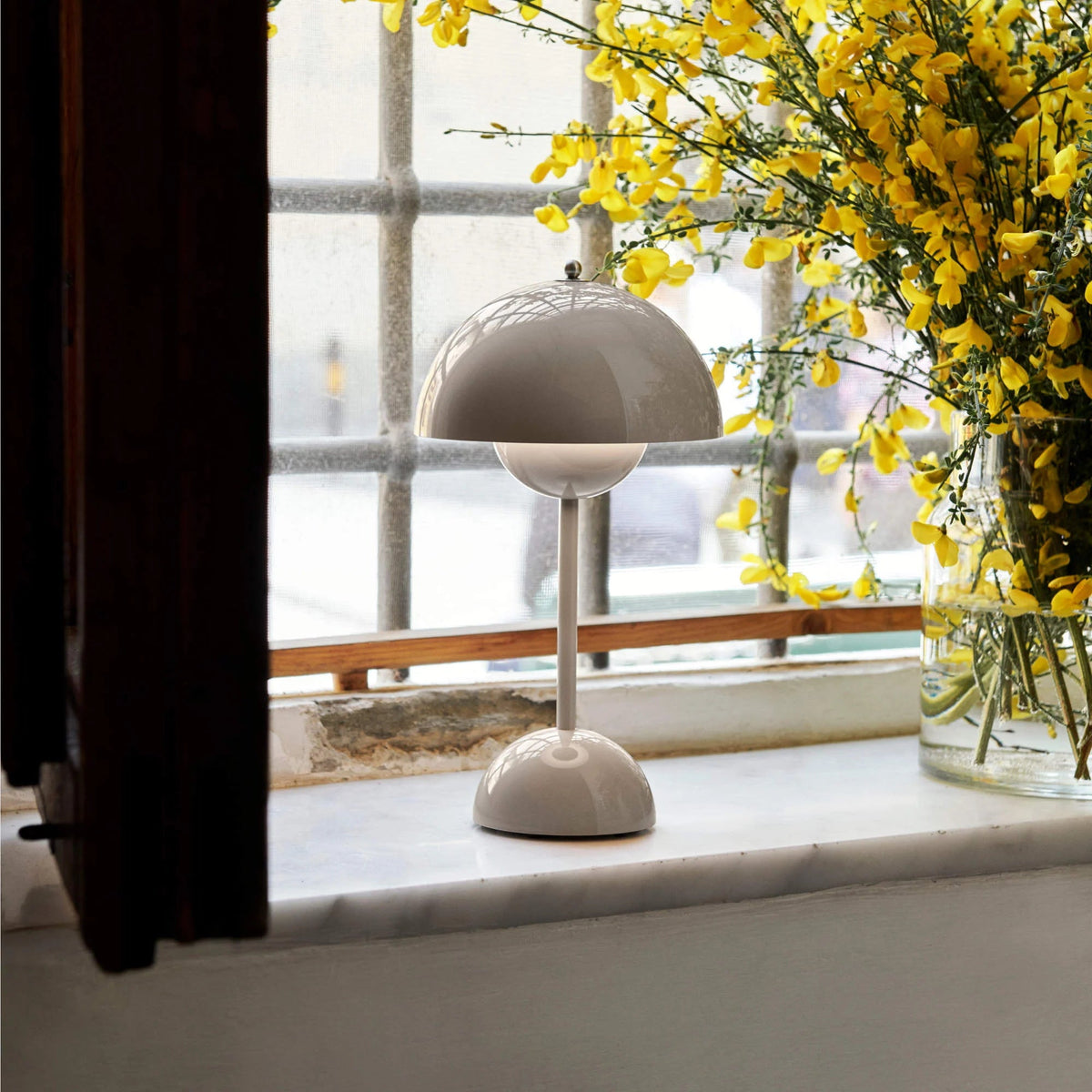 Bramwick Dome Rechargeable Table Lamp