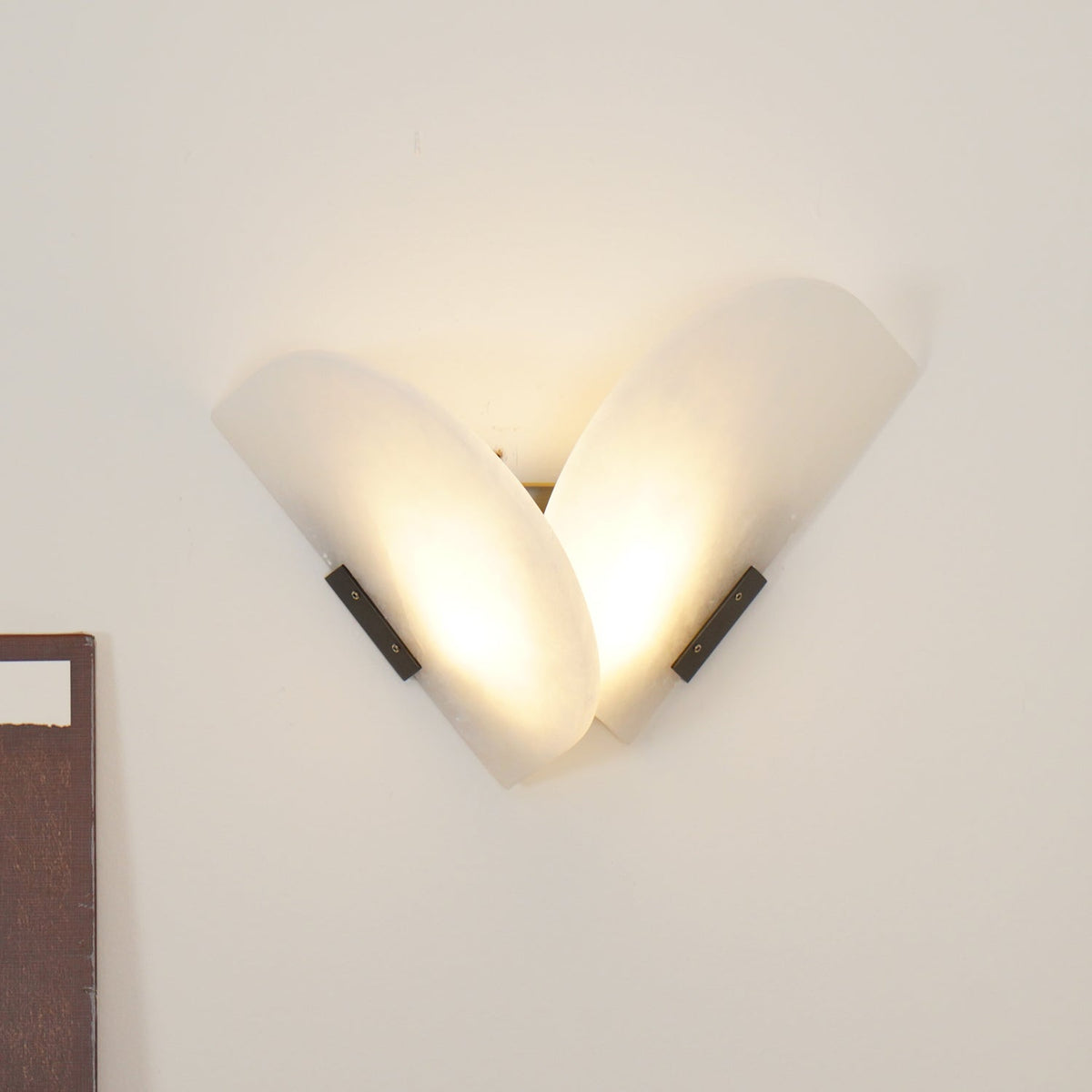 Pase Heart Alabaster Wall Light