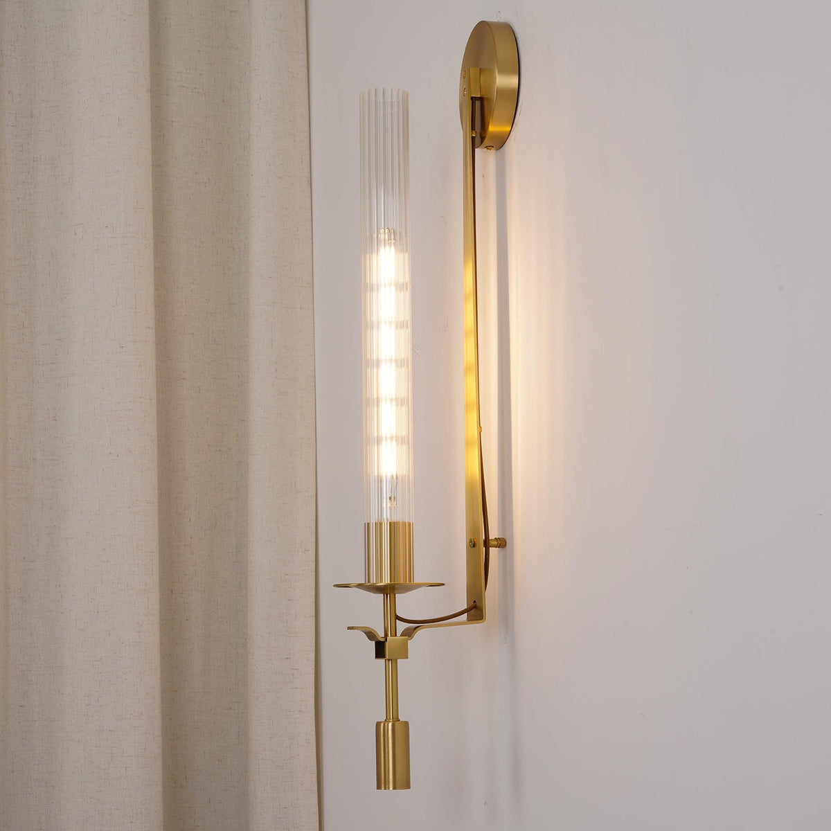 Ceshaisra French Classicism Plug-in Brass Glass Wall Lamp