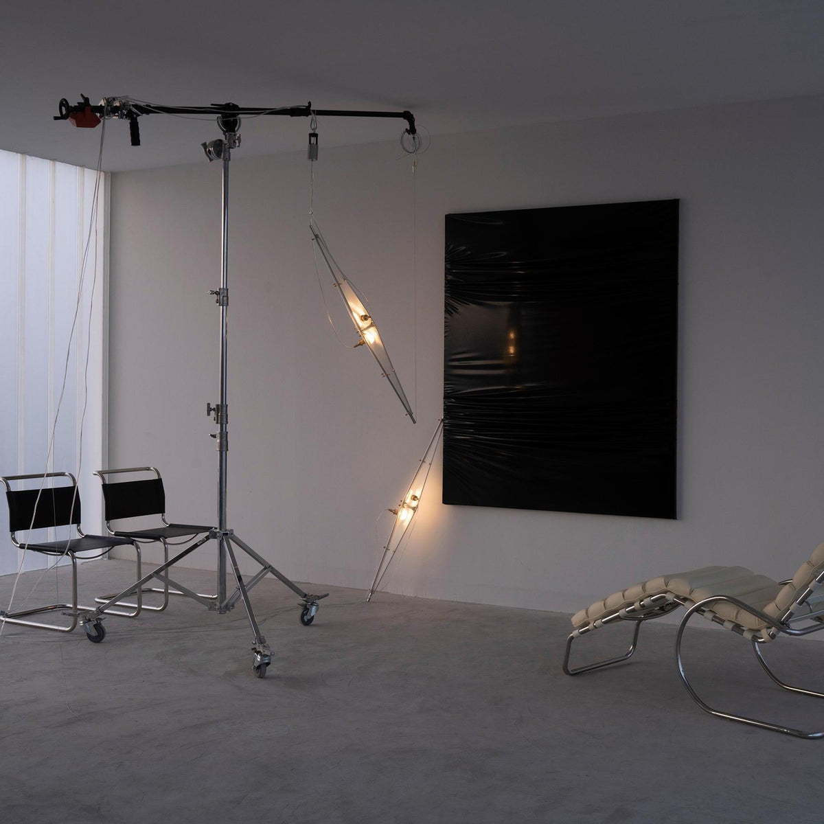Adan Modern Minimalist Art Pendant Lamp