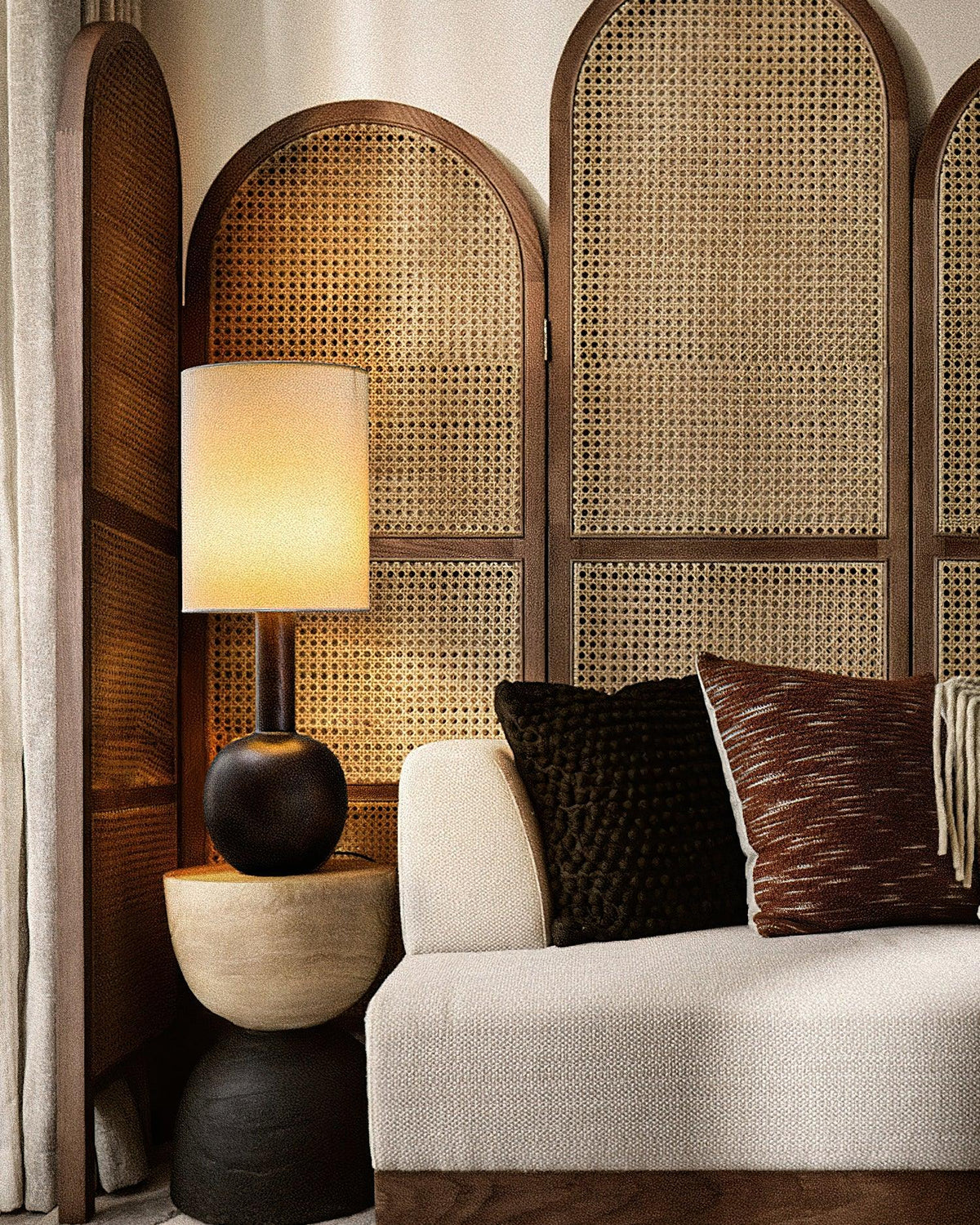 Ravmis Wooden Rustic Table Lamp