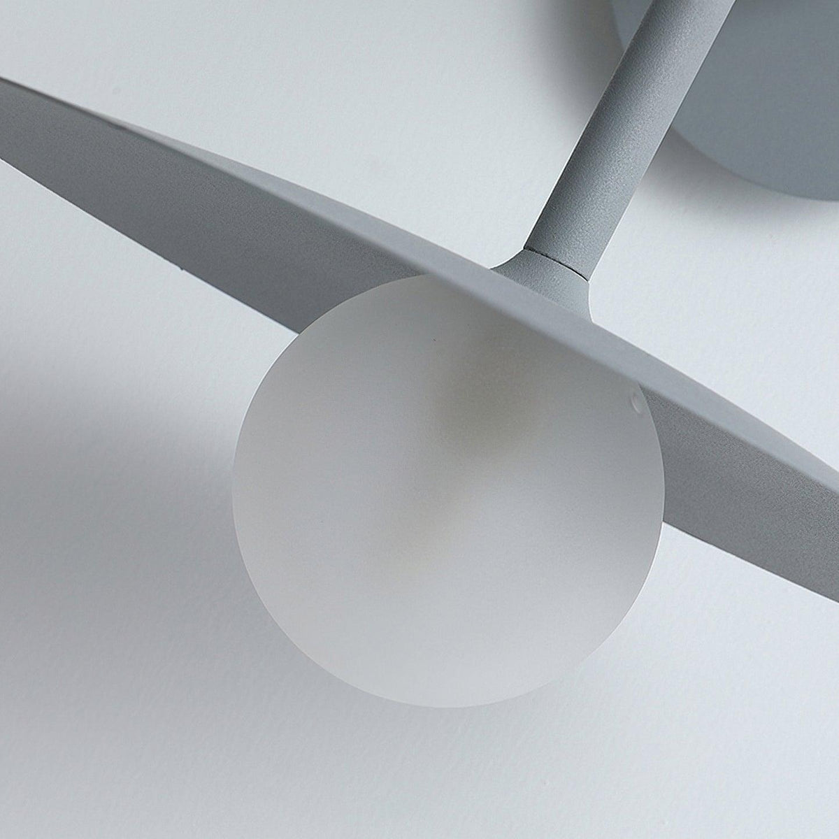 Avenalenne Modern Minimalist Wall Lamp