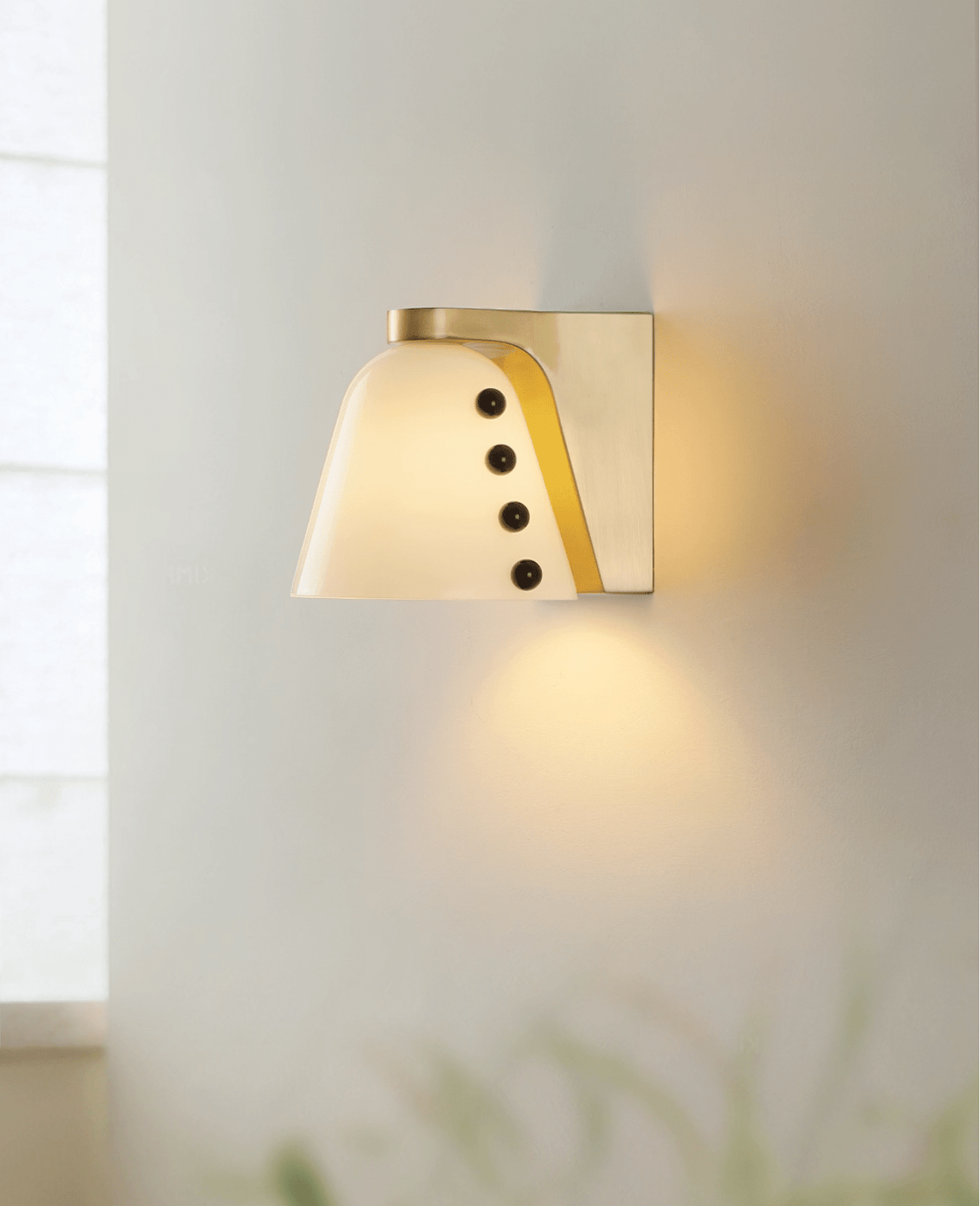 Nebin Glass Indoor Wall Light