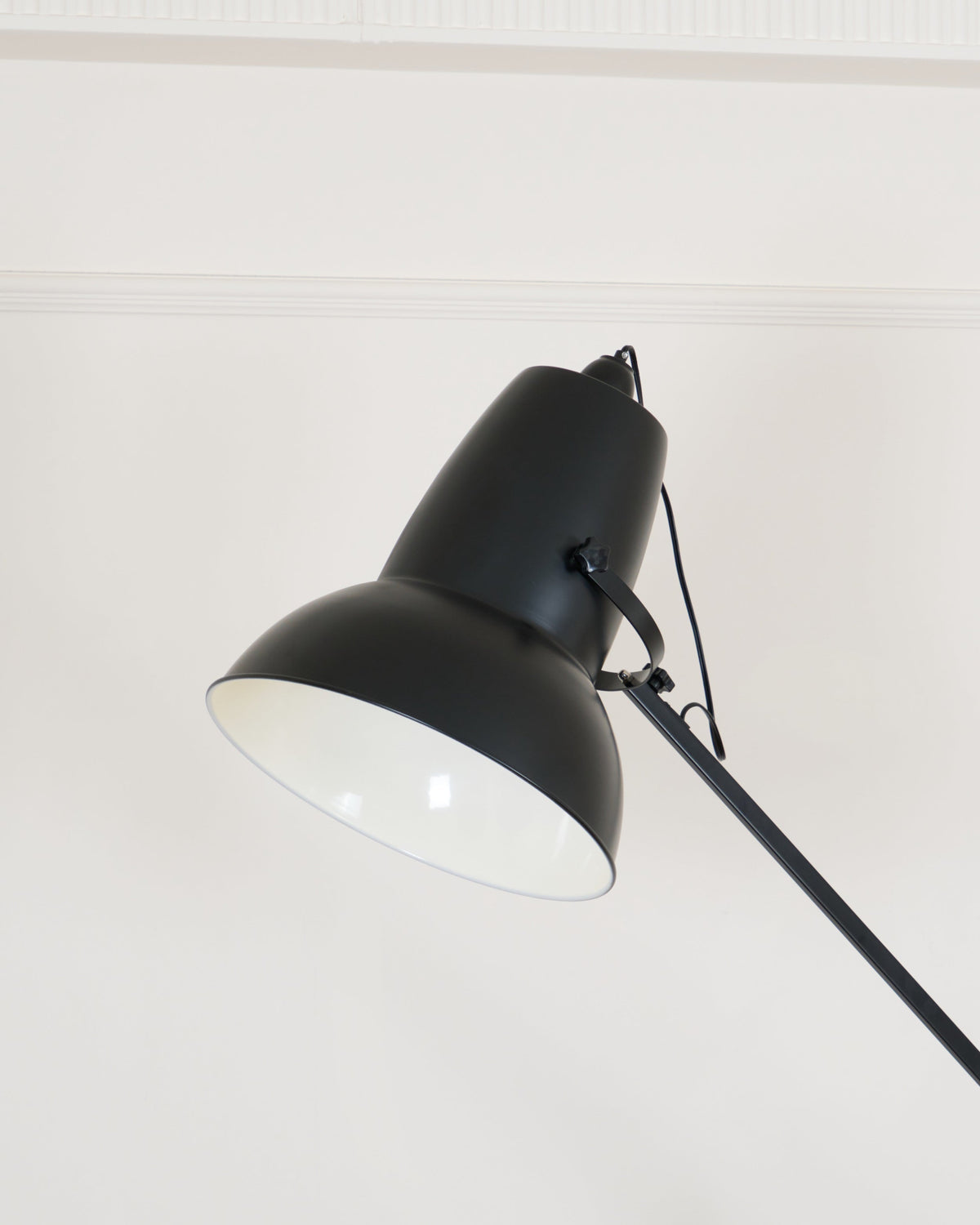 Miriselia Floor Lamp