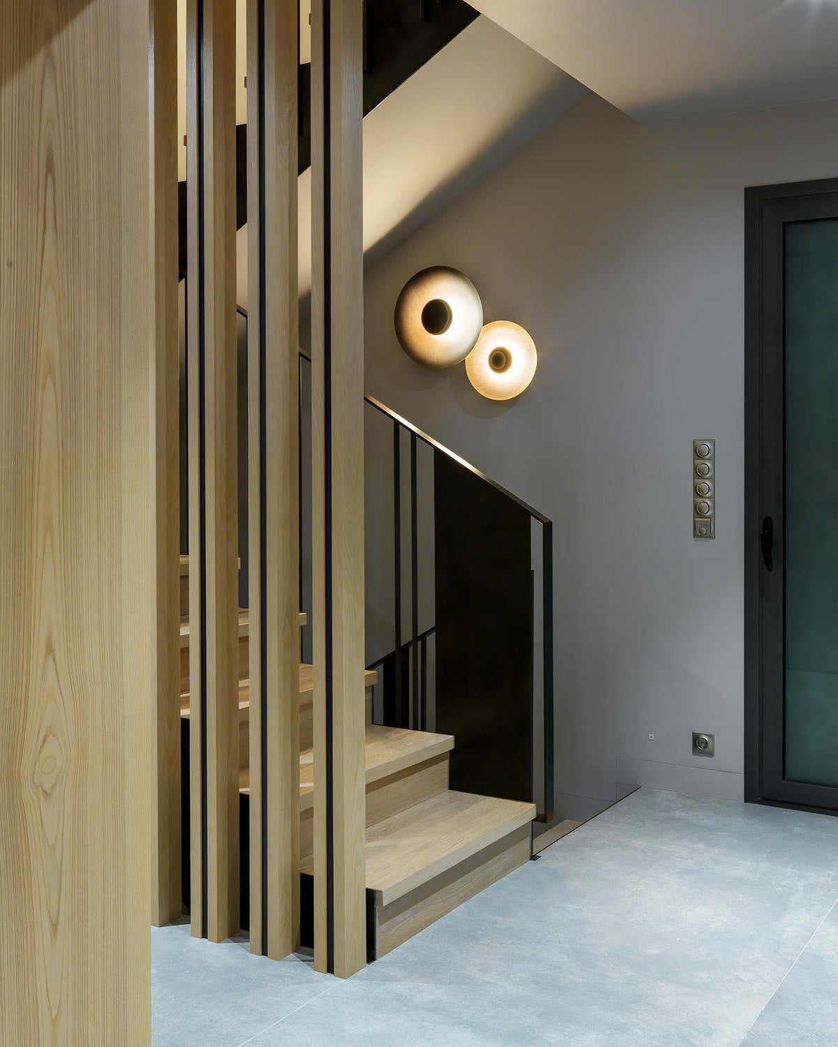 Erlirora Simplicity Glow Plug-in Wall Light