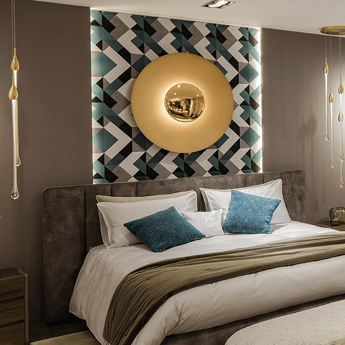 Erlirora Simplicity Glow Plug-in Wall Light