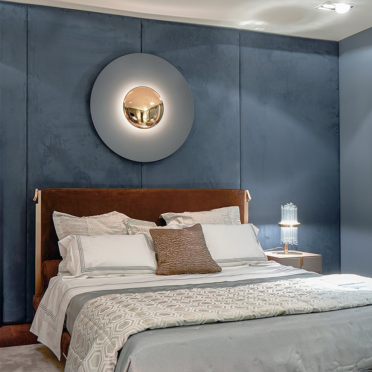 Erlirora Simplicity Glow Plug-in Wall Light