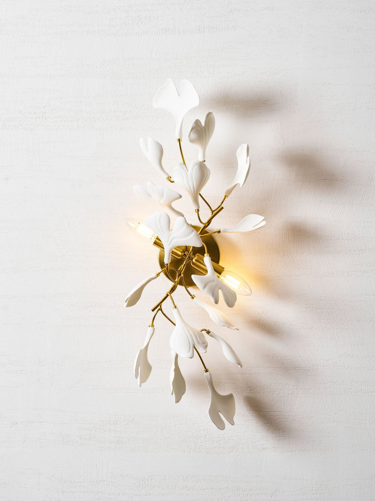 Higus Gingko Flowers Indoor Wall Light