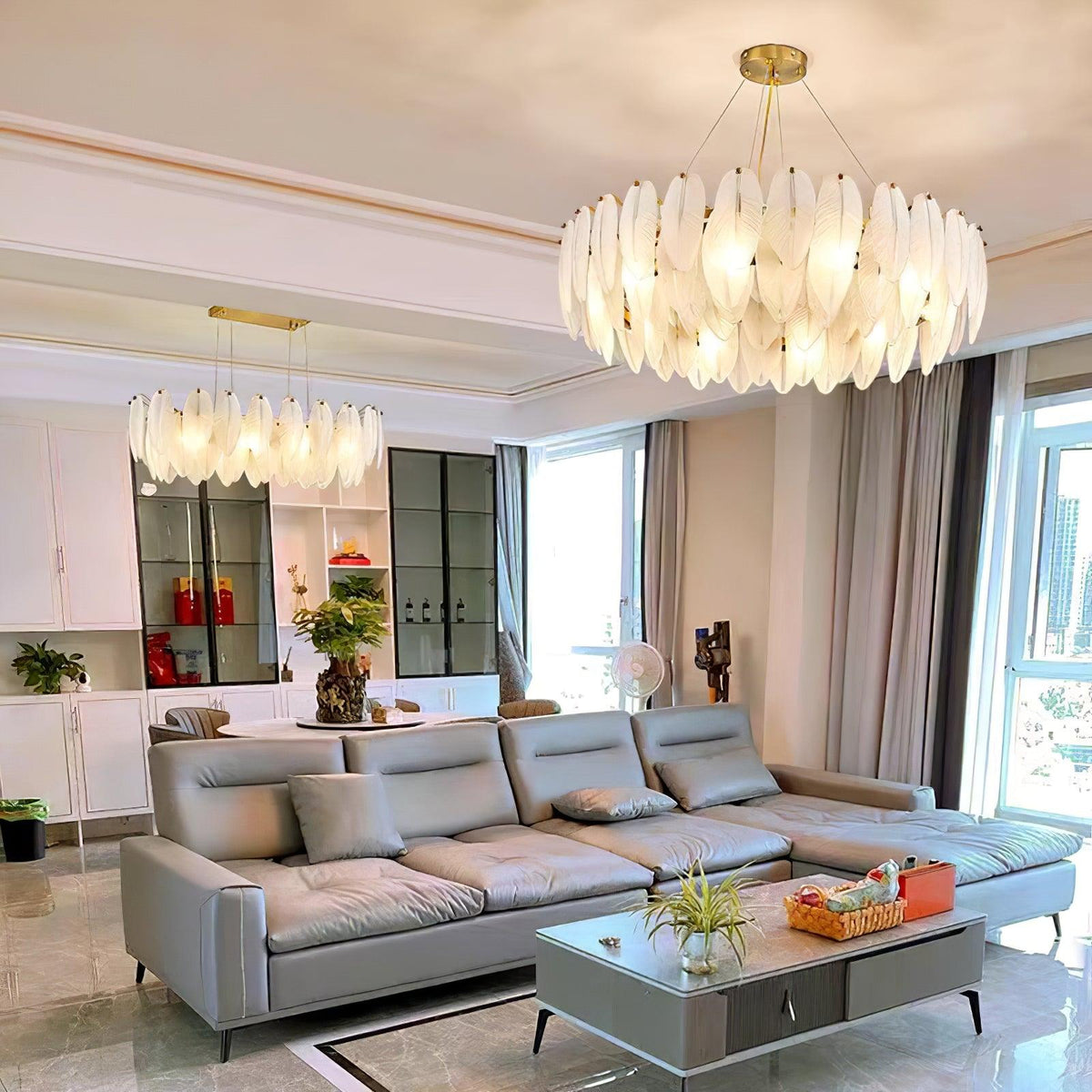 Celuissa Chandelier Feather Glass Frosted Layered