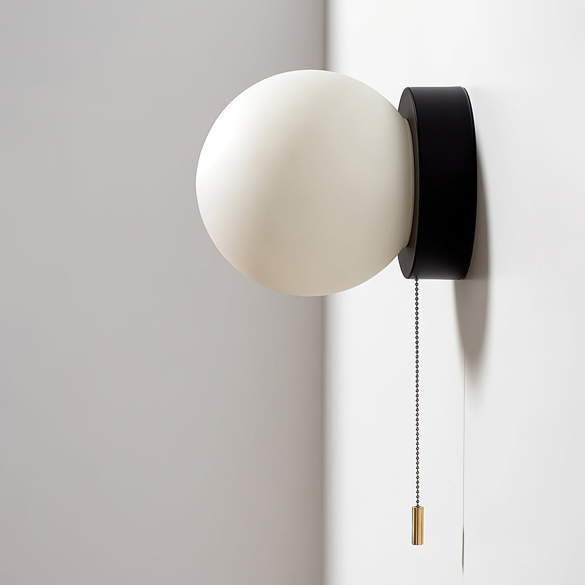 Reneette Wall Lamp