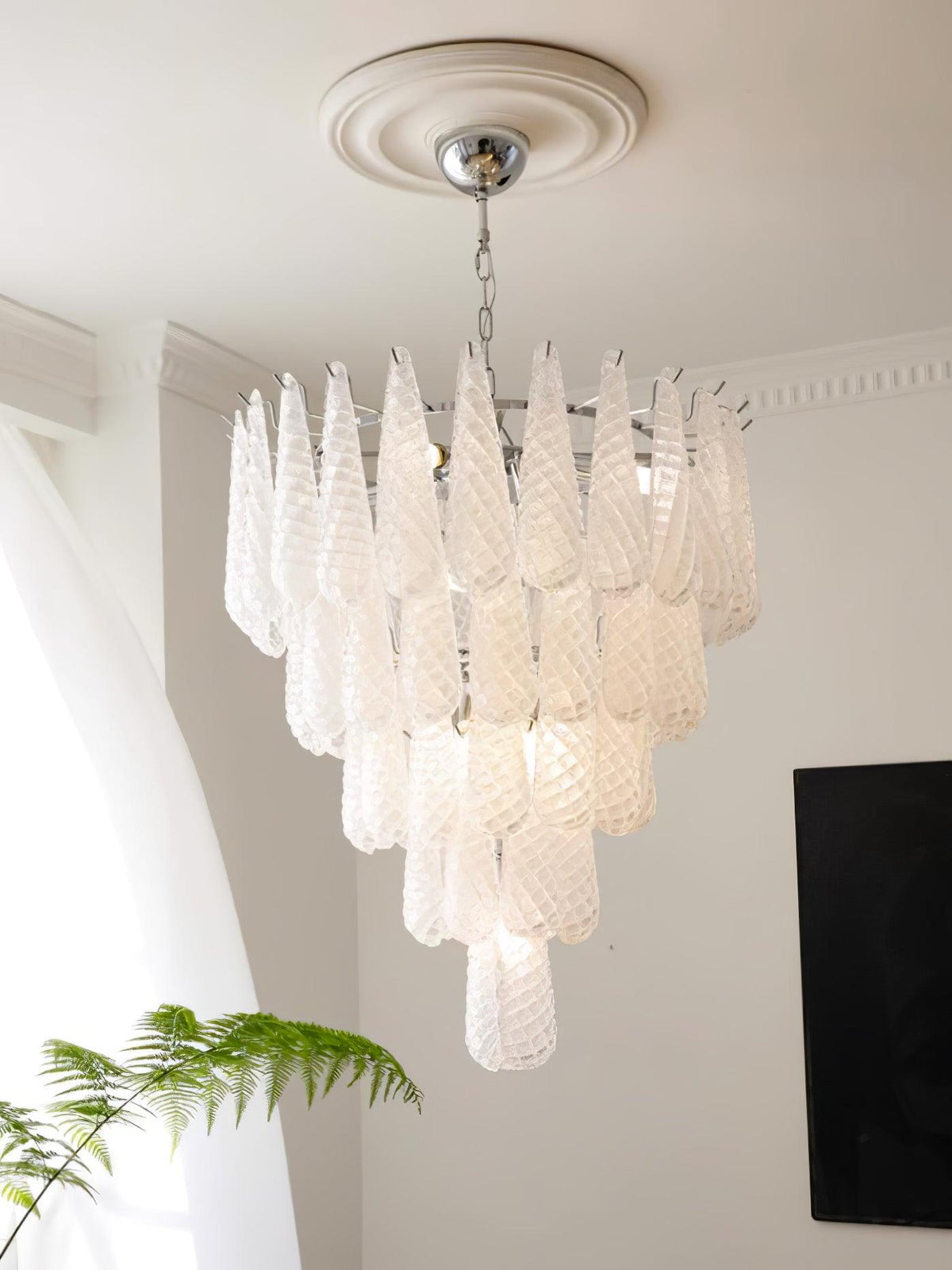 Zemaryra Glass Chandelier